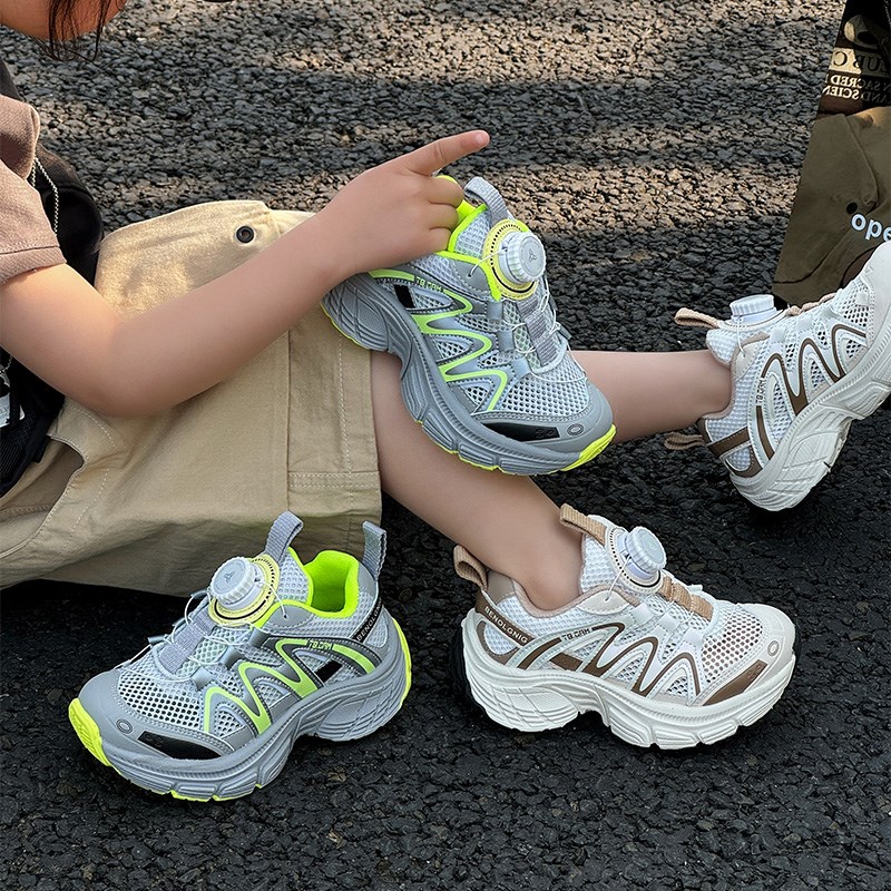 儿童运动鞋春夏季新款透气网面女童老爹鞋旋转纽扣轻便登山男童鞋