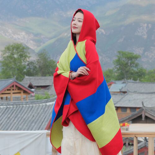 春夏季新款拼色条纹斗篷披肩女 民族风旅游外搭装U饰保暖连帽披风