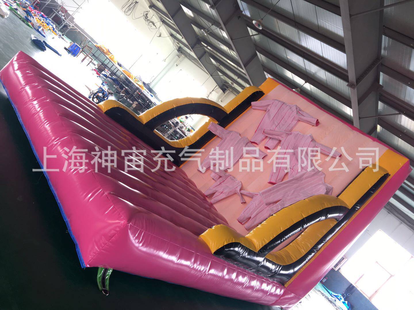 趣味运动会道具充气粘粘乐人体粘粘乐充气魔术墙粘墙充气跳跳墙
