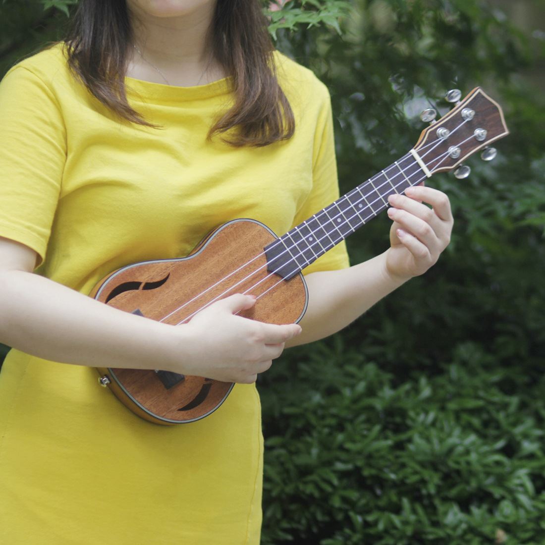 21寸尤克里里ukulele乌克丽丽夏威夷四弦琴小吉他初学者入门套装