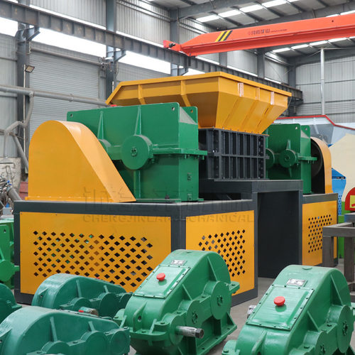 双轴撕碎机强力破碎机工业废弃塑料废品轮胎木材布料不锈钢管材垃