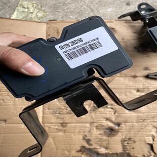 议价原厂五菱宏光V18款宏光ABS泵宏光sABS泵支架50一