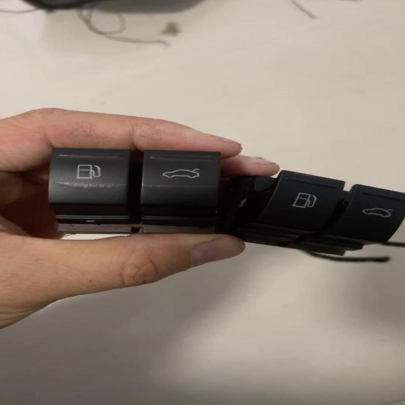 议价迈腾b6后备箱开关，迈腾b6油箱开关，图片实物，一共两个
