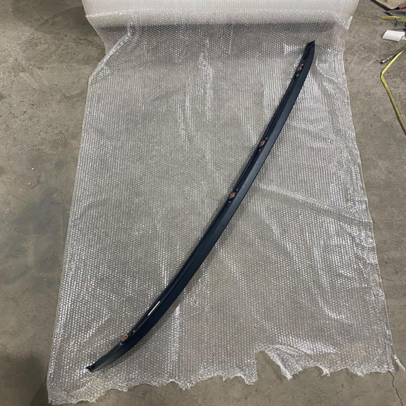 议价奔驰升级原厂黑色车顶行李架，行李架黑化（替换件不是粘的，