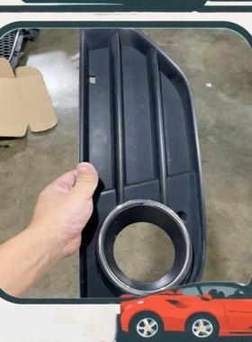 议价奥迪A4allroad右边雾灯框。14-16款allro