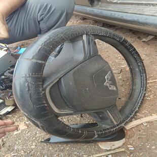 议价宝骏730方向管柱。