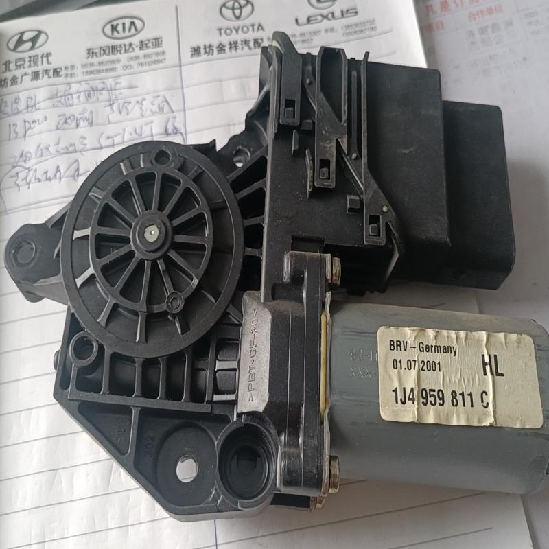 议价1J4 959 811C，老款宝来后左升降器电机，原厂拆