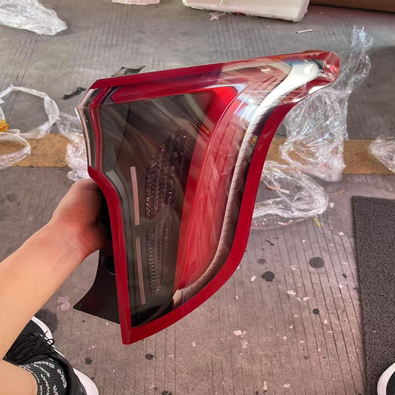 议价红旗EQM5右外尾灯 原厂拆车件 红色尾灯总成 转向灯刹