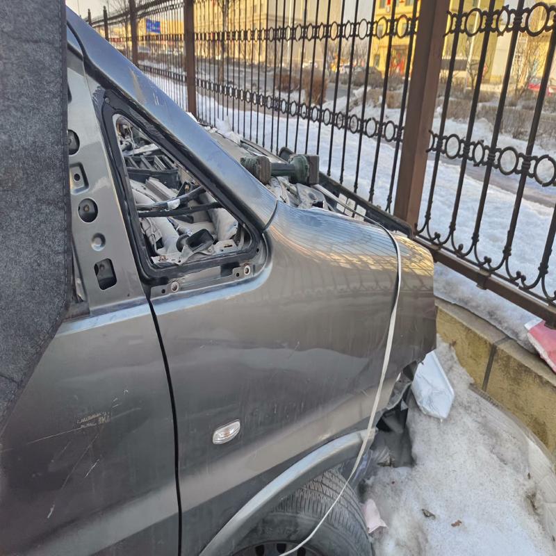 议价江淮瑞风左前门总成，瑞风右前门总成，瑞风后备箱盖瑞风后尾