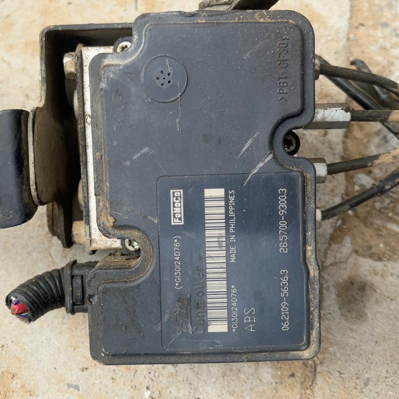 议价福特嘉年华ABS泵，DG81-437A0，图片就是实物，