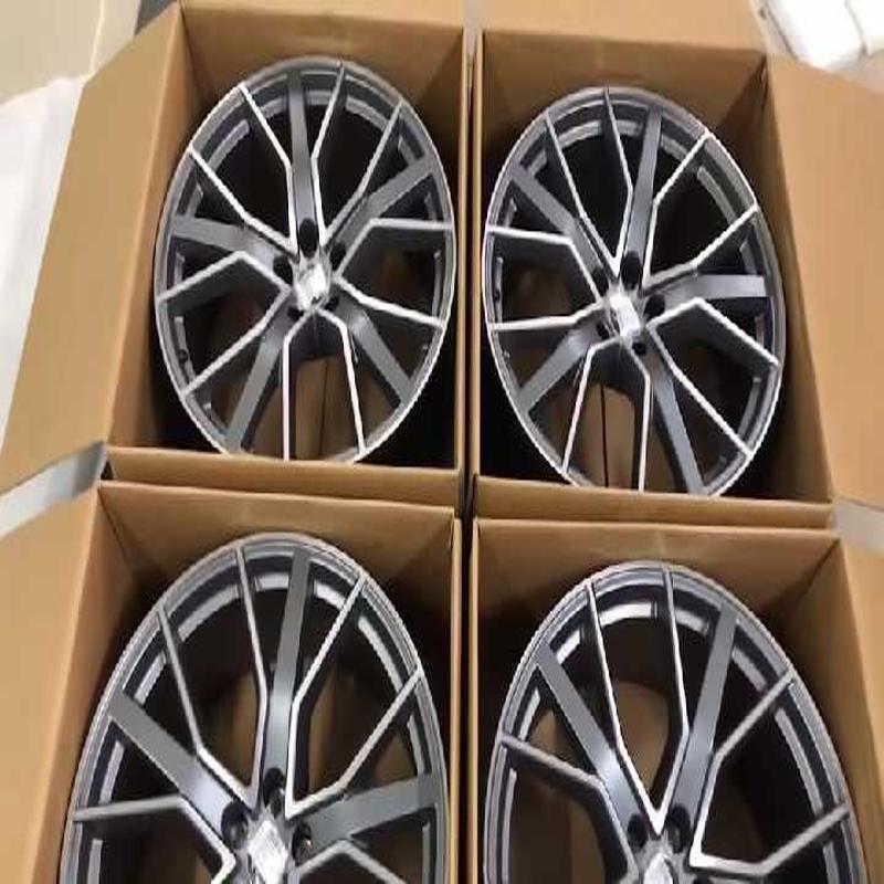 议价德国原装奥迪RS6 RS7 SQ7 Q8 21寸轮毂进口