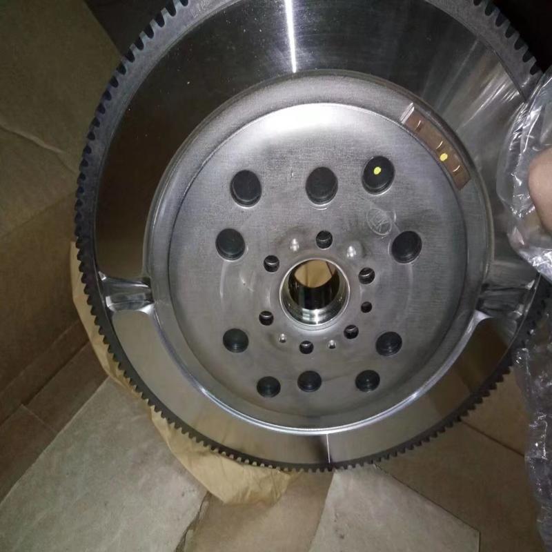 议价昂科拉13年手波飞轮LUK正厂全新1700