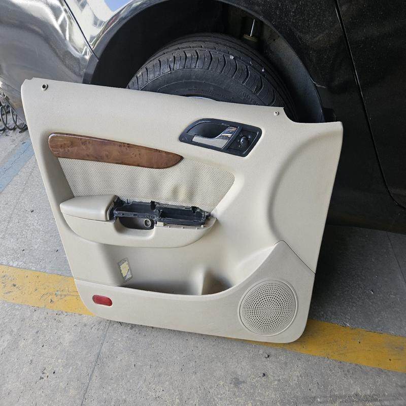 议价大众朗逸车门饰板 150一个米色 黑色都有,电子元器件市场,其它元器件,淘宝优惠券,粉丝福利购,淘宝优惠卷