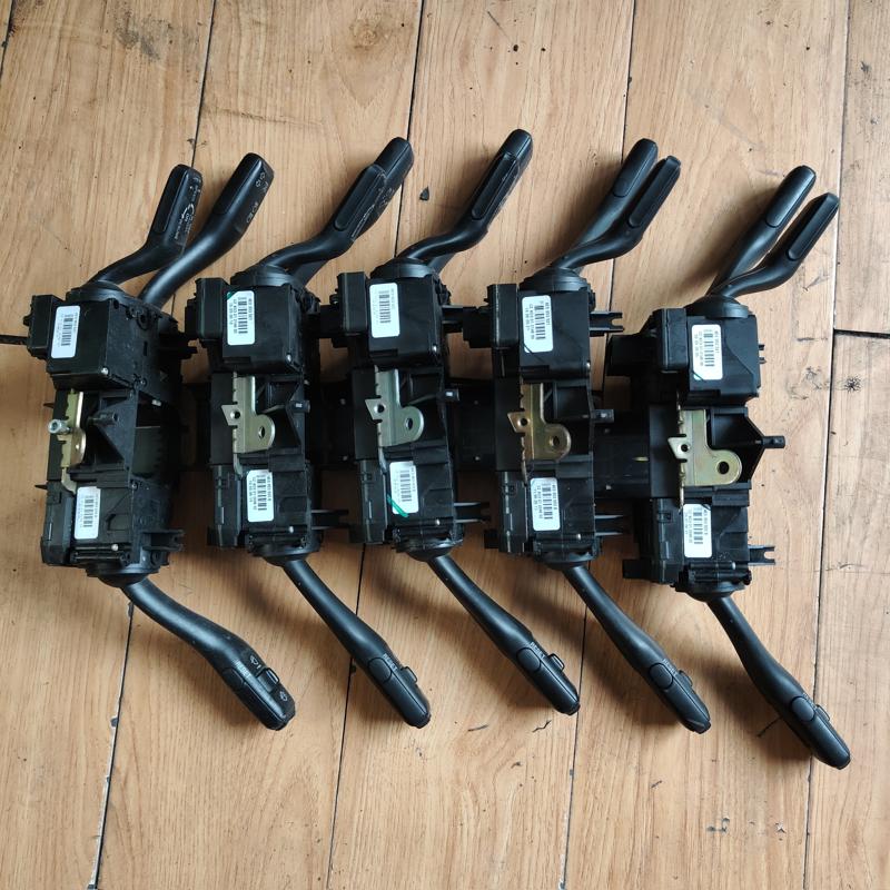 议价03-10奥迪A8L代号D3 组合开关 雨刮器开关 大灯