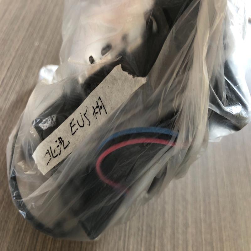 议价北汽新能源EU5原装大灯里面拆出来的双光透镜。led双光