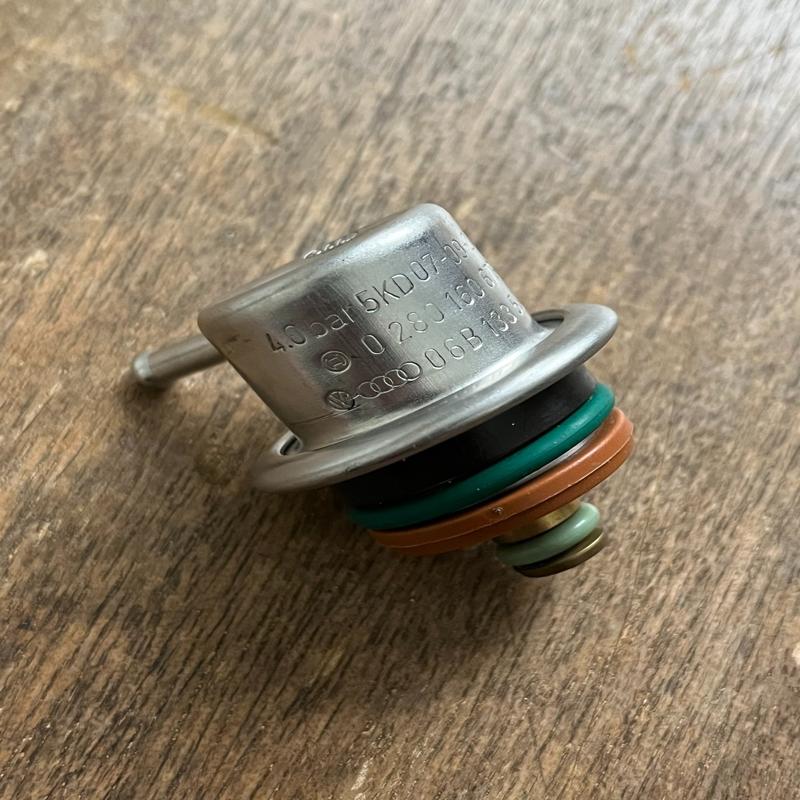 议价帕萨特压力调节阀，B5压力调节阀。领驭压力调节阀。大众仓