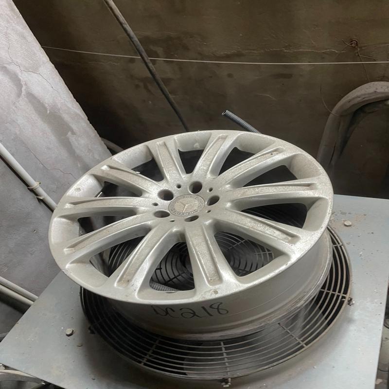 议价奔驰GLE，20寸轮毂，600一个有3个