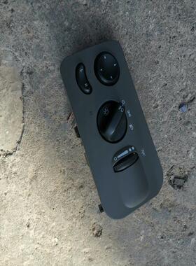 议价克莱斯勒大捷龙大灯开关