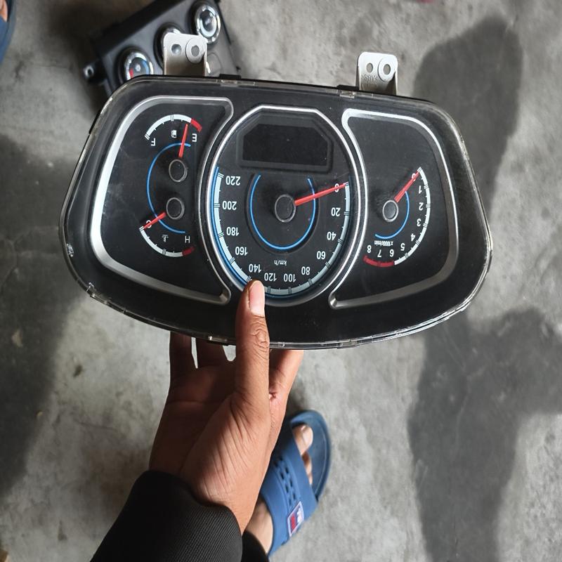 议价14年海马骑士S7仪表，拆车件包好用，邮费自理，手动挡