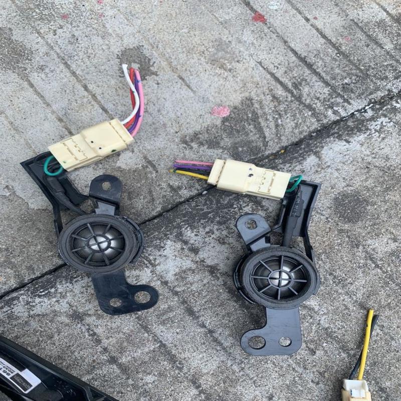 议价雷克萨斯GS430马克高音喇叭一对，高配马克莱文森高音喇