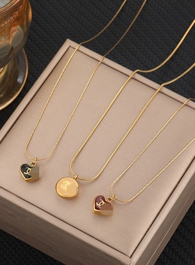 新款百搭简约ins钛钢18K金小香风项链女气质小众设计感爱心锁骨链