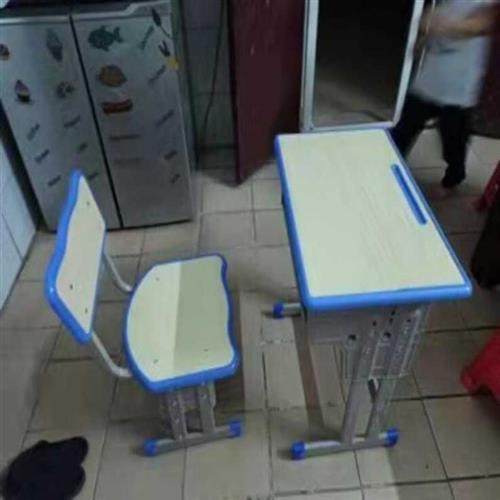 极速小学生课桌椅校用小孩学生男孩女孩补习班课桌作业.书桌书桌,商业/办公家具,课桌椅/学生桌椅,淘宝优惠券,粉丝福利购,淘宝优惠卷