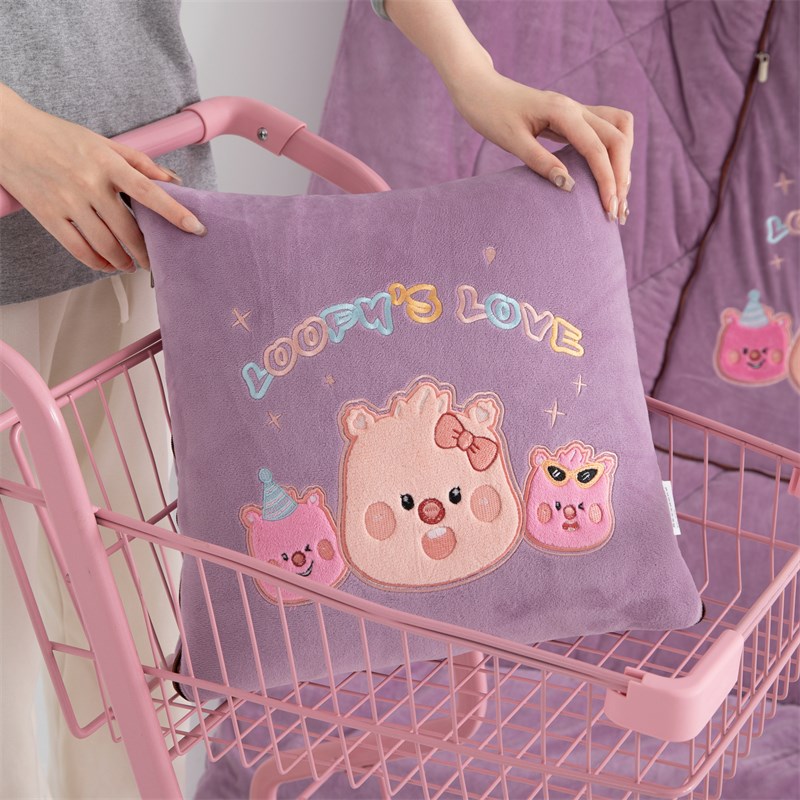 冬季加绒加厚宝宝绒抱枕s被子午睡枕汽车载靠枕办公室折叠毯二合