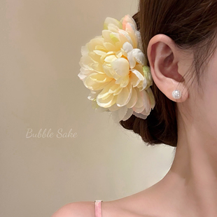 原创【皎皎玉莲】超仙黄色花朵发夹女海边氛围感侧边夹子头花发饰