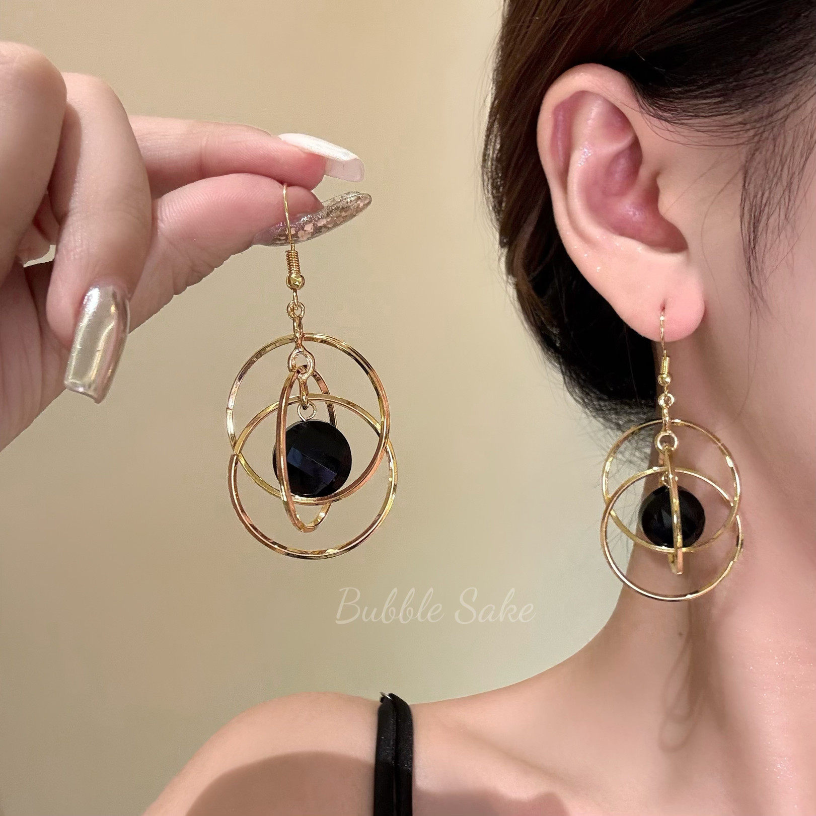京都之夜 港风黑色水晶几何圈圈耳环女轻奢高级耳钉独特漂亮耳饰,饰品/流行首饰/时尚饰品新,耳钉,淘宝优惠券,粉丝福利购,淘宝优惠卷