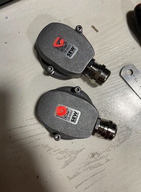13616552  全新SEW编码器接线盒适配器 R2672议价