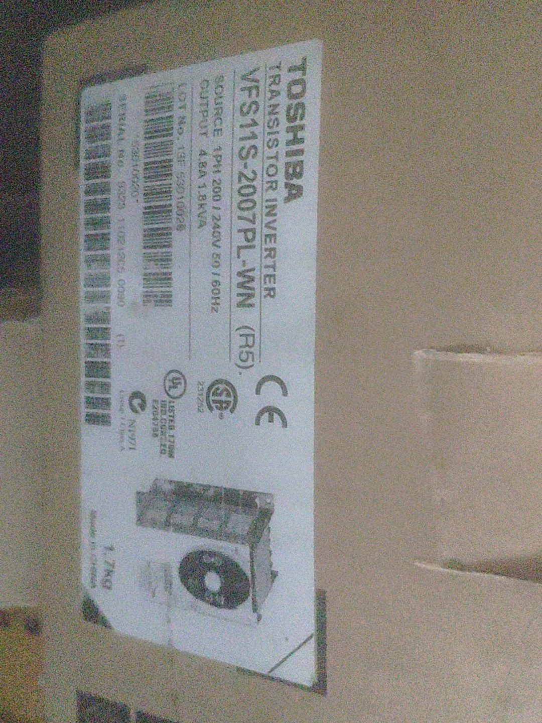 全新东芝变频器VFS11S-2007PL-WN