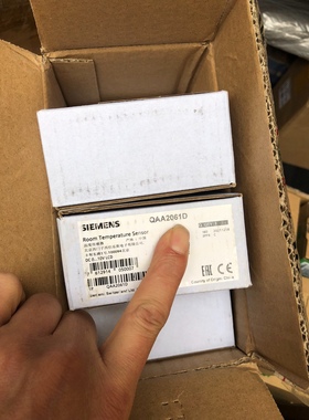 西门子QAA2061D温度传感器 全新正品数量4个打包出