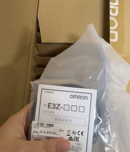 E3Z-D82  2M 欧姆龙全新原装正品