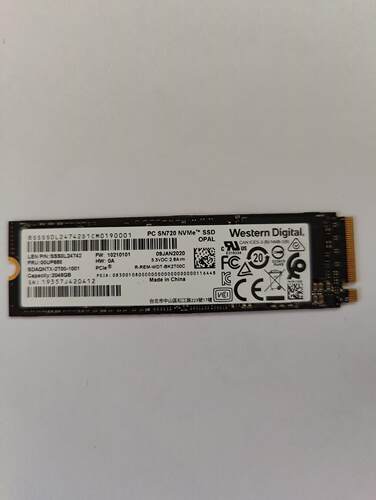联想WD西数SN720 2T M.2 2280 NVMe协议