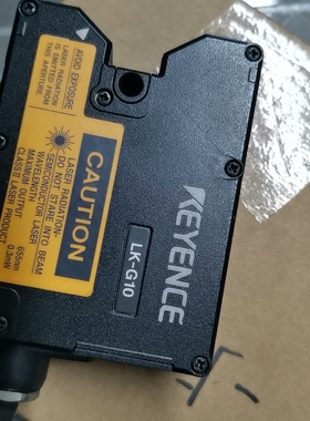 EYENCE基恩士LK-G10激光位移传感器，成色如图，实物