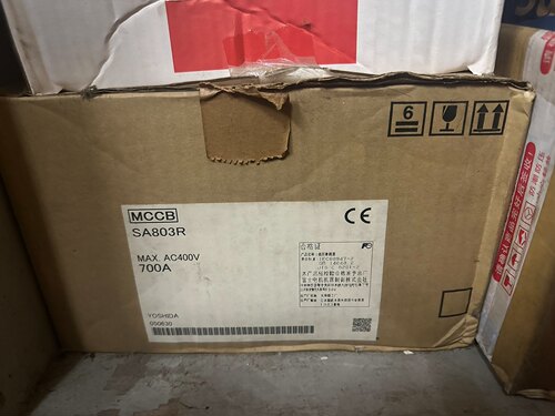 原装富士断路器SA803R 3P700A