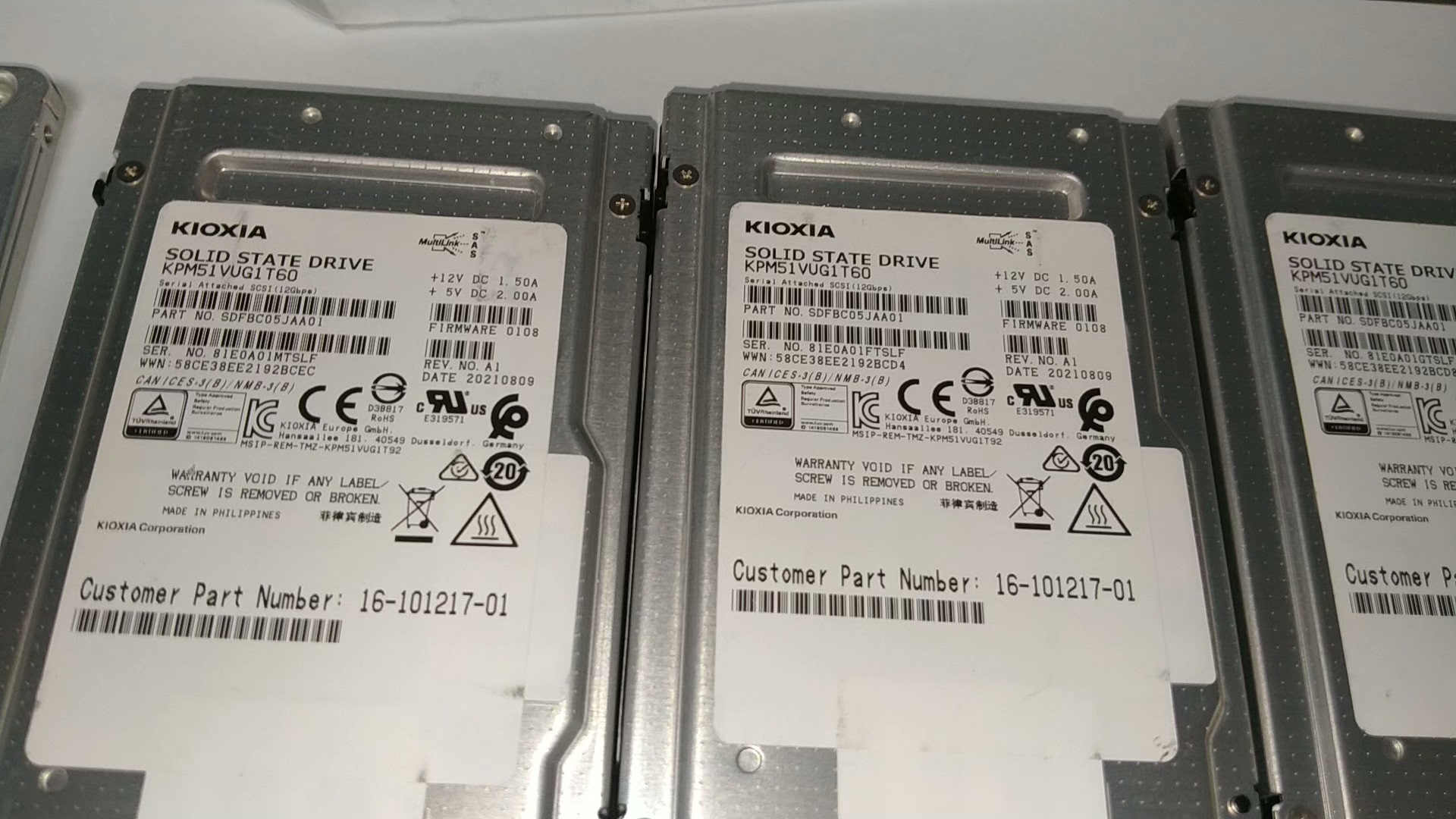 KIOXIA 铠侠 2.5寸  1.6TB SAS SSD