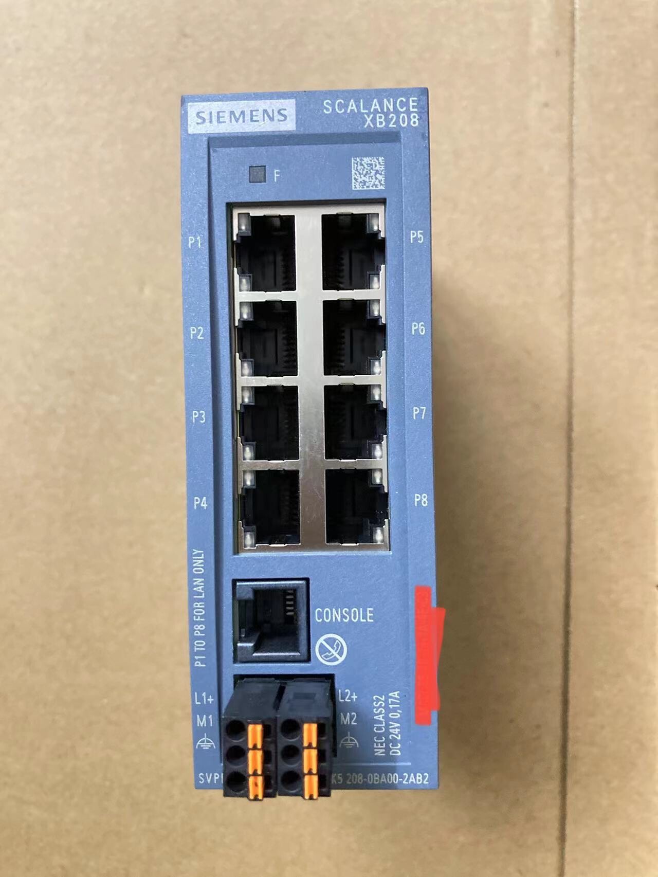 工程剩余，基本全新；无包装6GK5208-0BA00-2AB