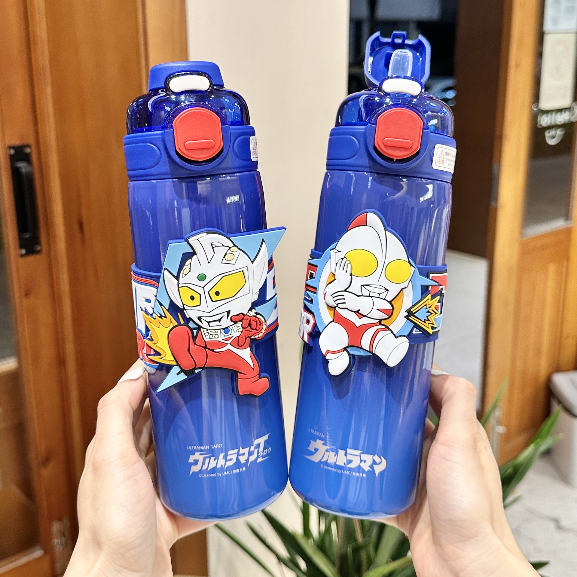 奥特曼儿童保温杯男孩上学专用吸管杯带盖316不锈钢水壶外出