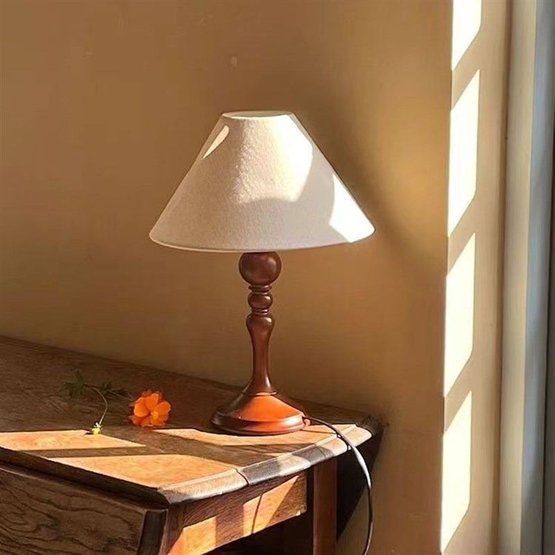 实木布艺复古台灯法式床头氛围灯新中式中古风深色卧室灯浪漫油画