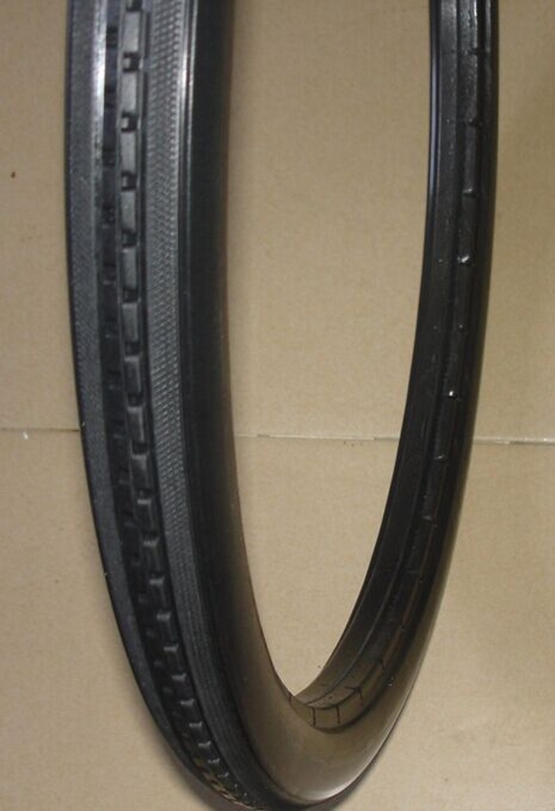 自行车免充气轮胎 不用打气的轮胎实心弹力轮胎 1Q8x1.75实心外胎