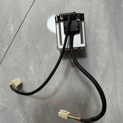 伺服电机 MHMF022L1U2M 成色如图 实物拍摄