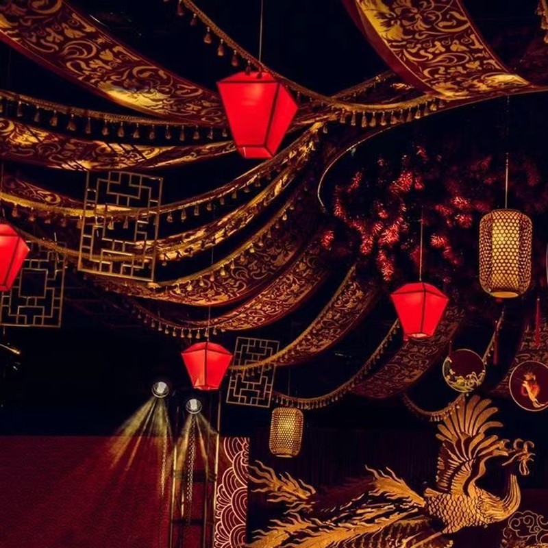 新款婚庆道具中式吊灯网格灯笼孔明灯迎宾舞台婚礼U堂吊顶布置路
