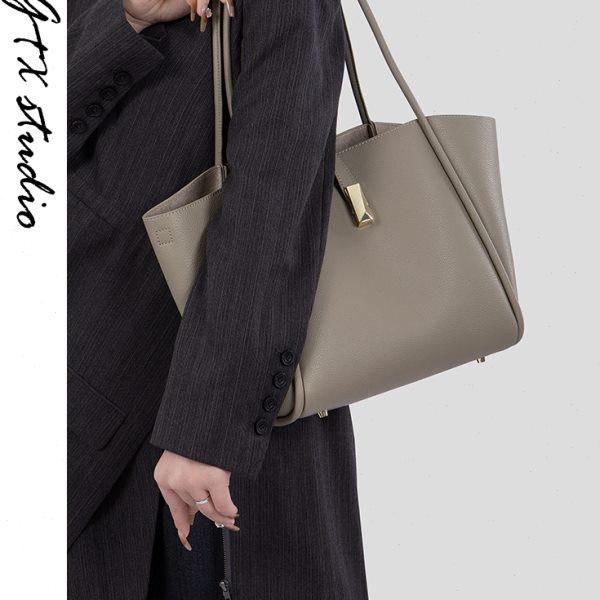 高档【谷田西】小众托特包女大容量真皮通勤包秋冬高级感牛皮水桶