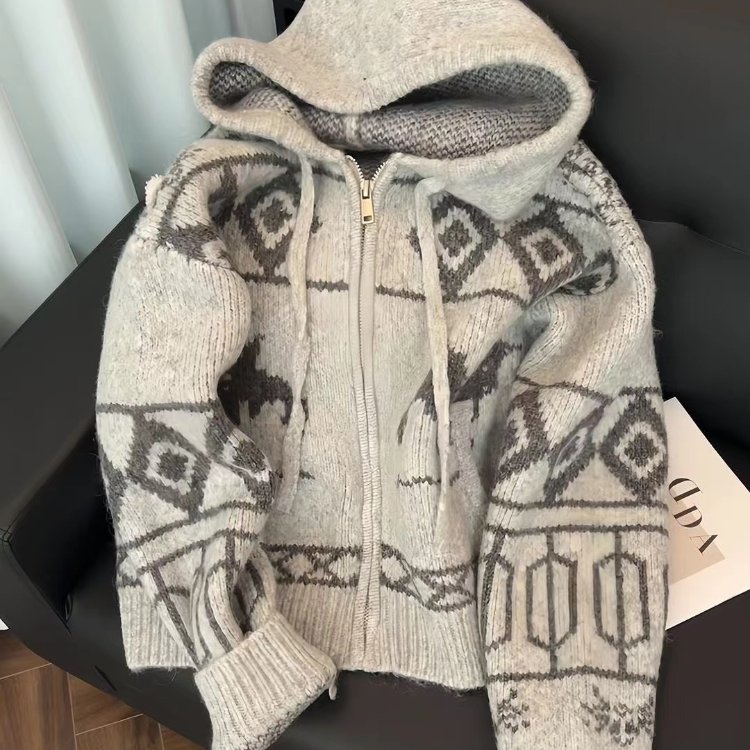 费尔岛提花灰色连帽毛衣外套女冬季老钱风慵懒感宽松针织开衫上衣