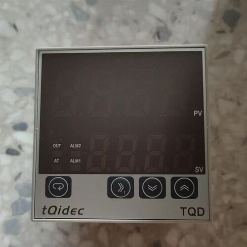 台泉电气 智能型72款数显温度调节仪表控制器 TQD-6411(K型继电器