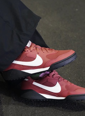 Nike Terra Manta 舒适时尚美观简约 低帮 训练鞋 女款 红色