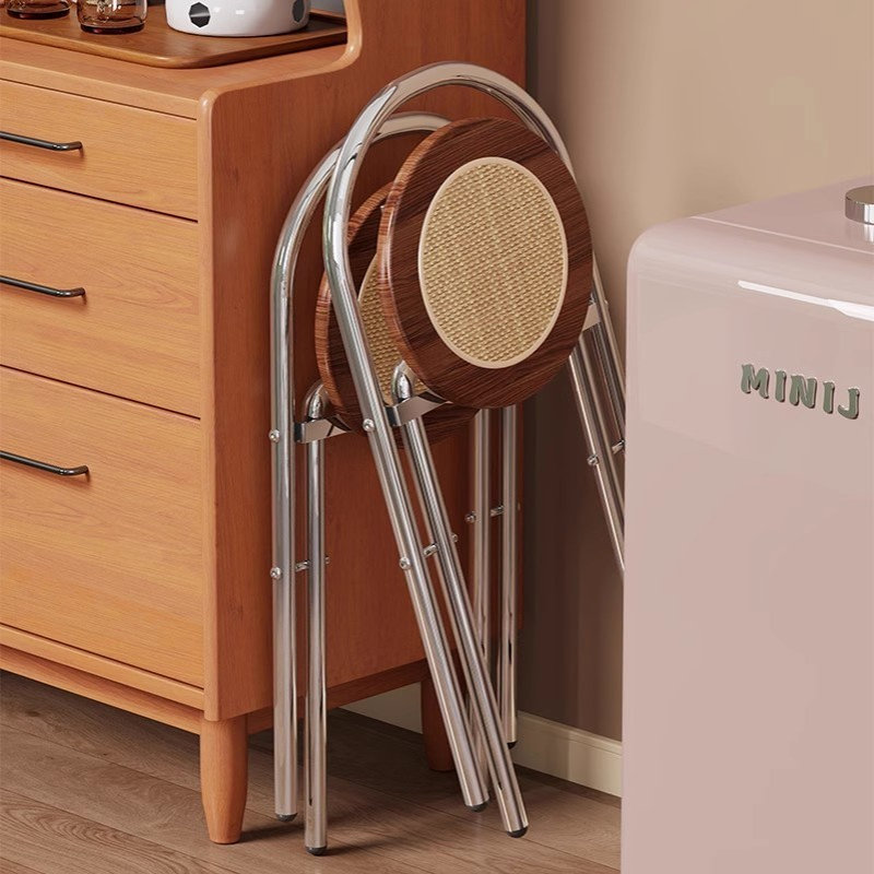 藤编复古折叠椅子小户型家用折叠餐椅阳台新款椅子不占地方的椅子