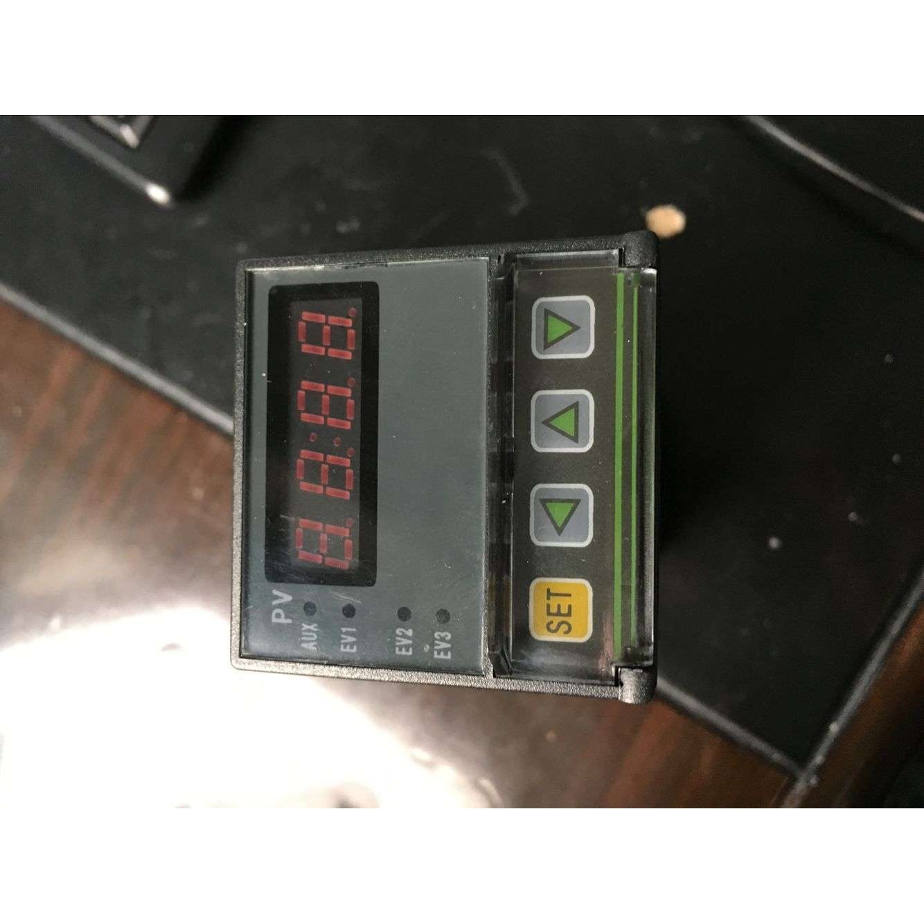 昌晖SWP-CF301电子转速表
