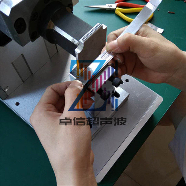 沙井松岗公明超声波金属点焊动力锂电池汇流排超音波金属点焊接机,五金/工具,封边机,淘宝优惠券,粉丝福利购,淘宝优惠卷